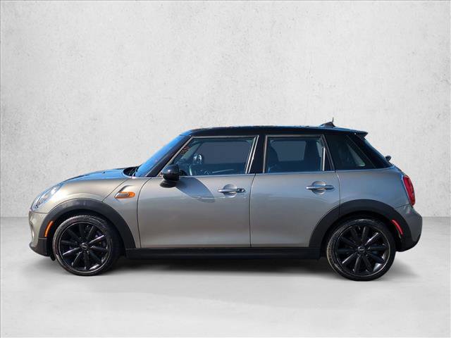 Used 2016 MINI Cooper 4-Door Hardtop image 9