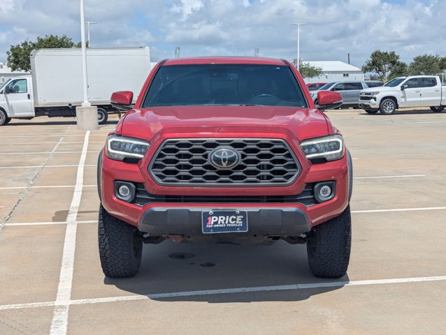 Used 2021 Toyota Tacoma TRD Off-Road w/ Technology Package AWD/4WD image 2