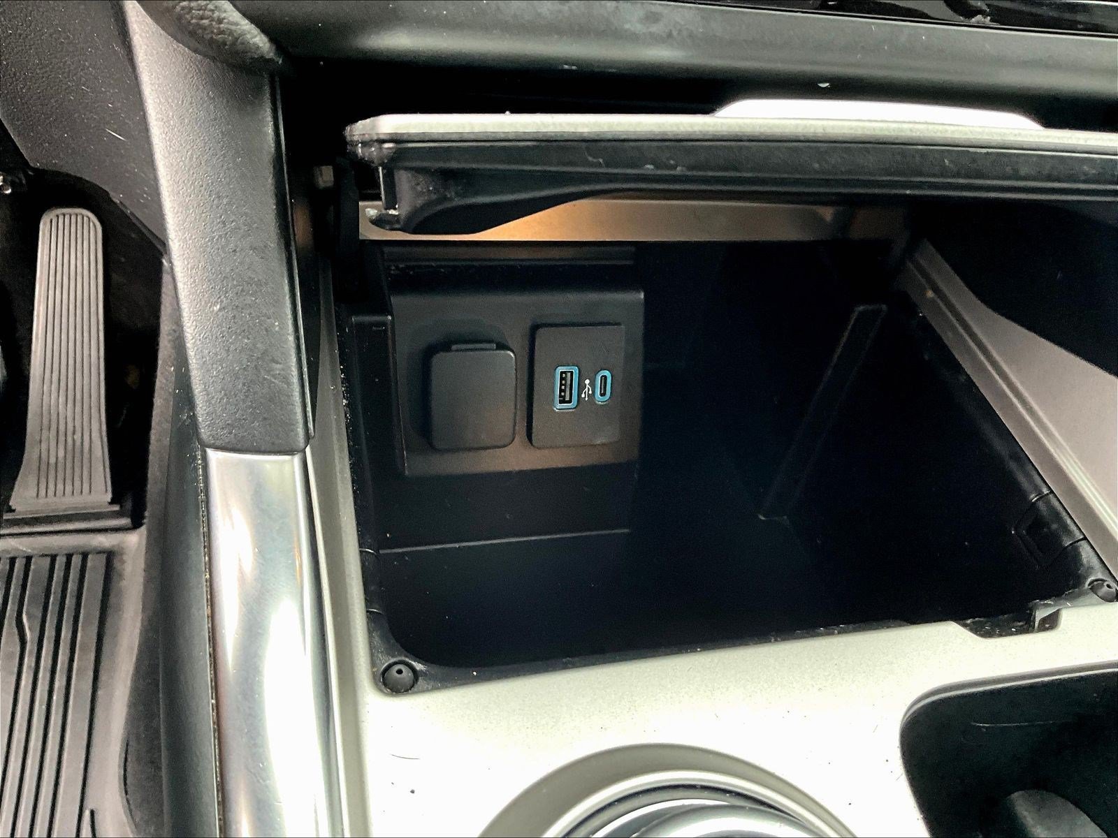 Used 2020 Ford Explorer ST w/ Premium Technology Package AWD/4WD image 16