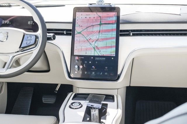 New 2025 Volvo EX90 Ultra image 15