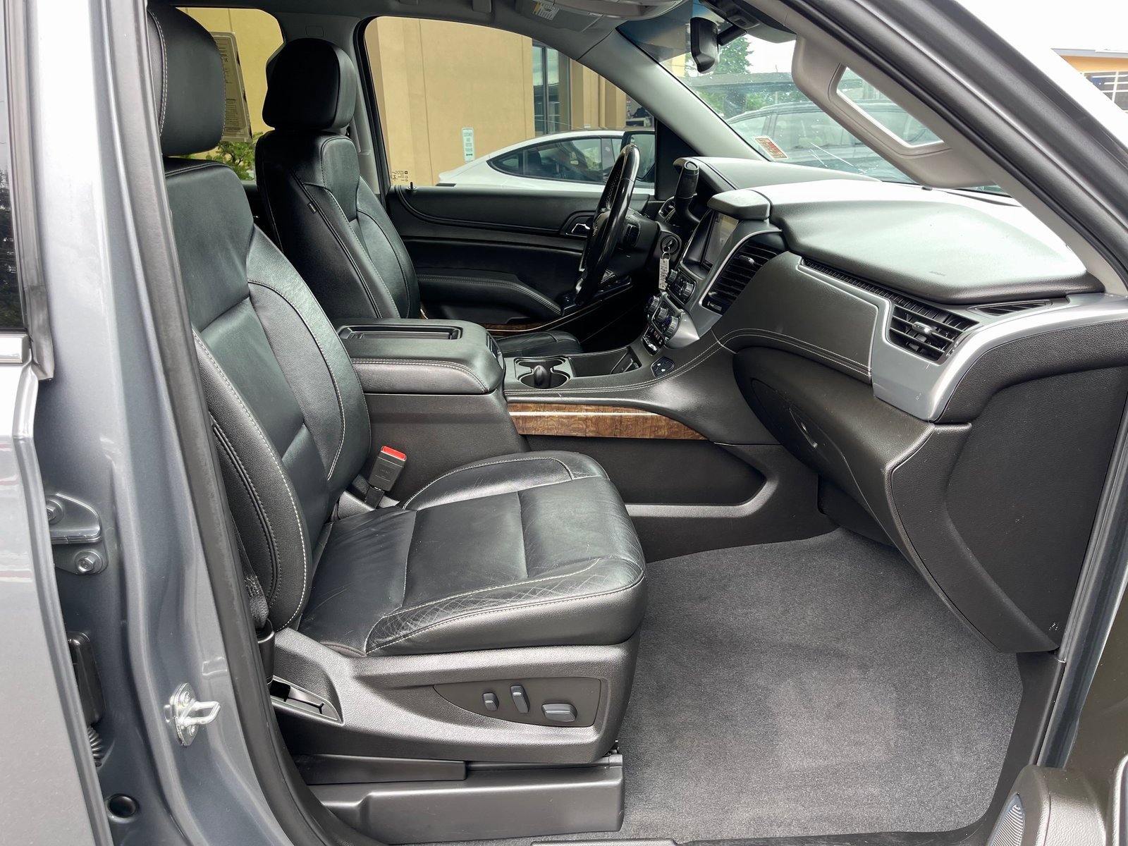 Used 2019 Chevrolet Tahoe LT image 23
