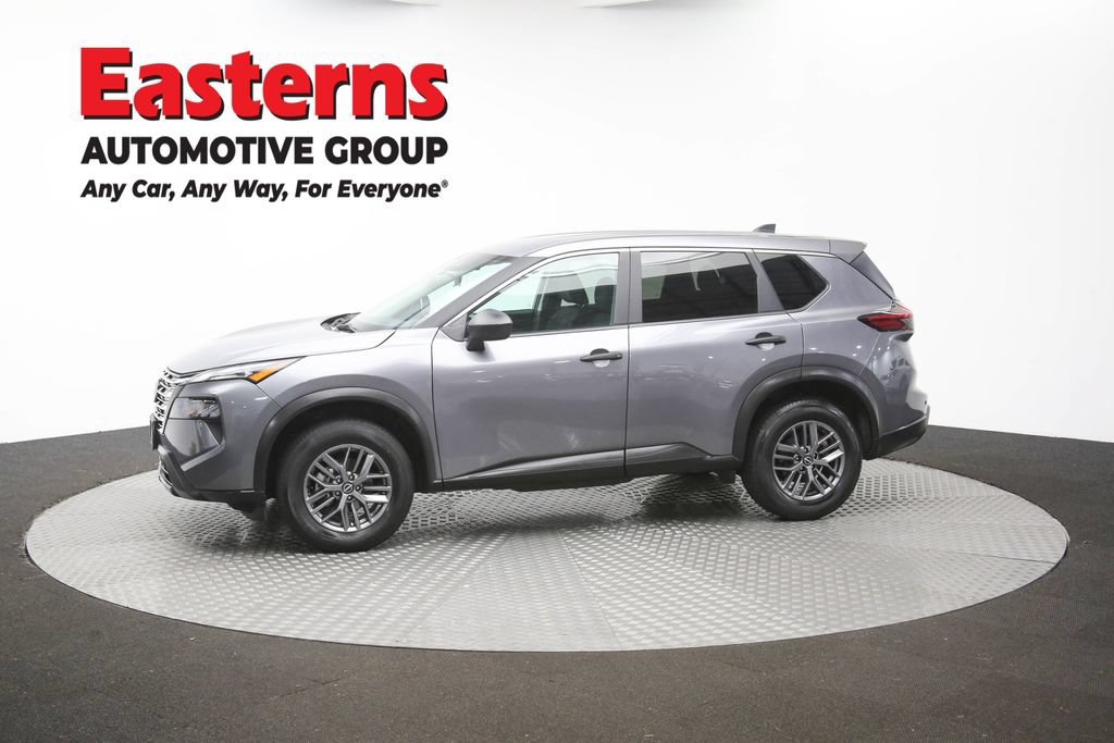 Used 2024 Nissan Rogue S AWD/4WD image 54