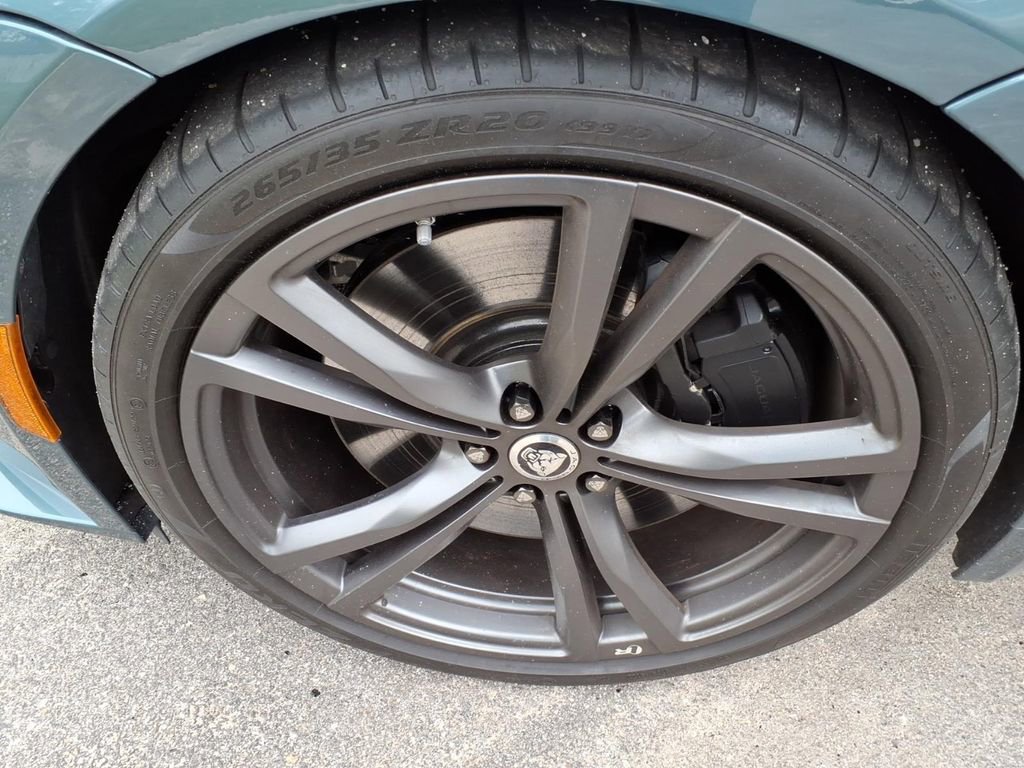 Used 2024 Jaguar F-TYPE R AWD/4WD image 9