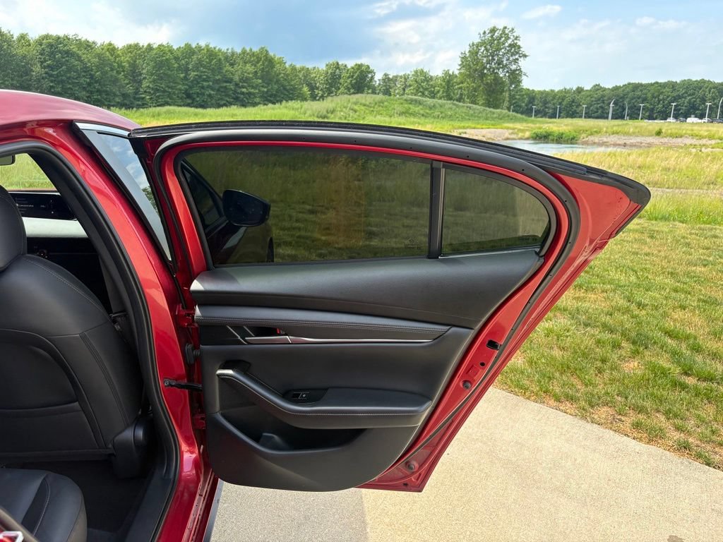 Used 2025 MAZDA MAZDA3 s FWD image 34