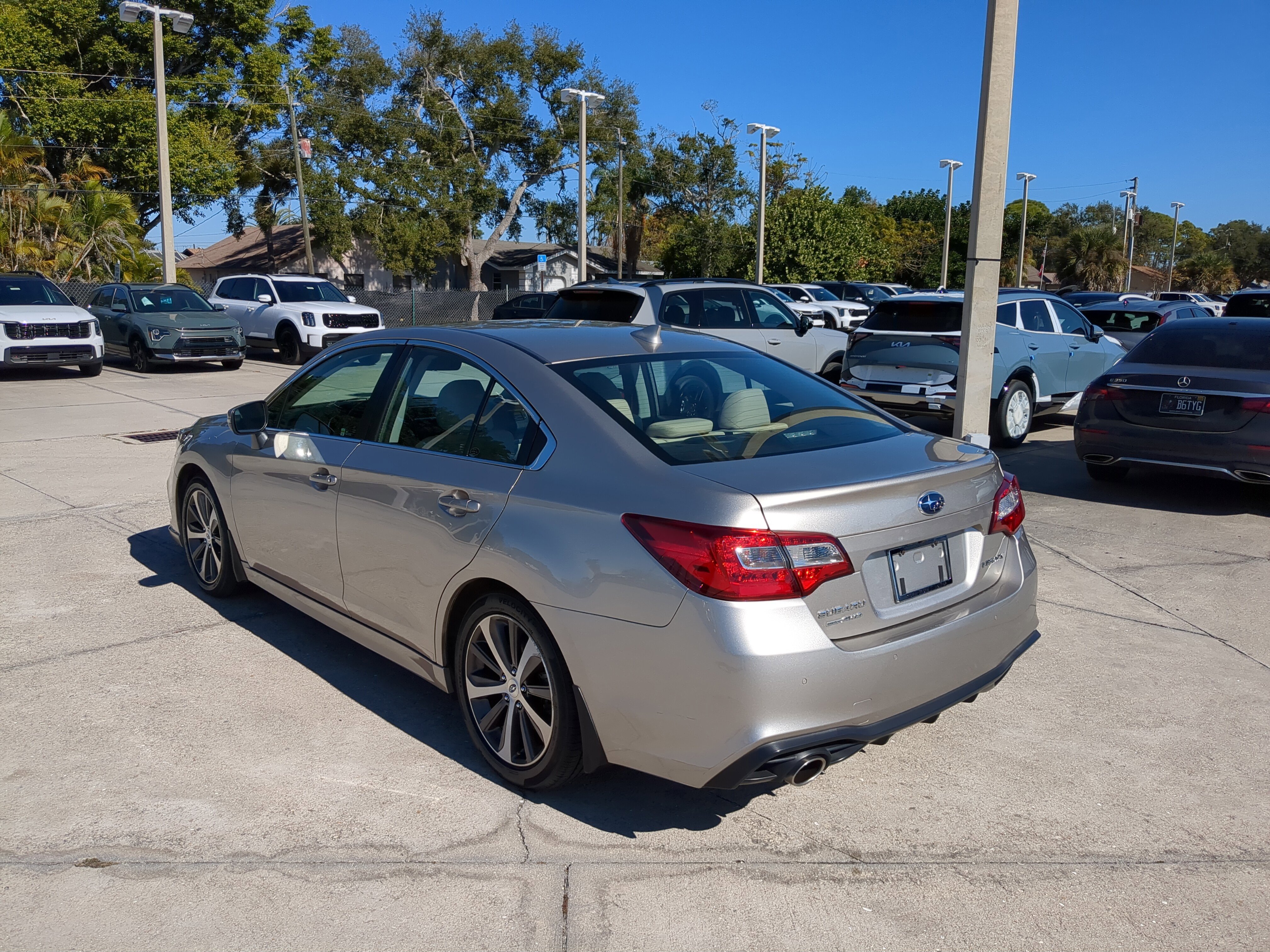 Used 2018 Subaru Legacy 2.5i Limited image 6