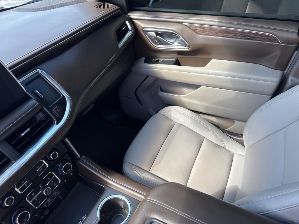 Used 2023 Chevrolet Tahoe Z71 w/ Luxury Package image 41