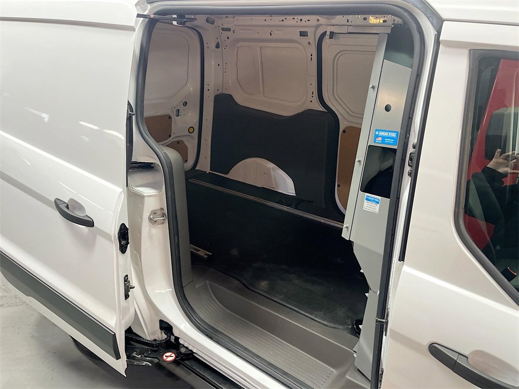 Used 2023 Ford Transit Connect XL image 24