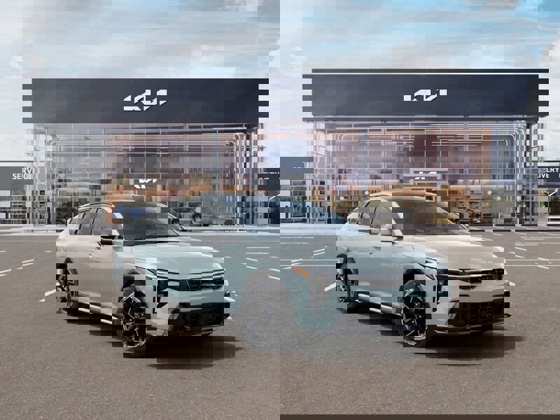 New 2026 Kia K4 GT-Line image 8
