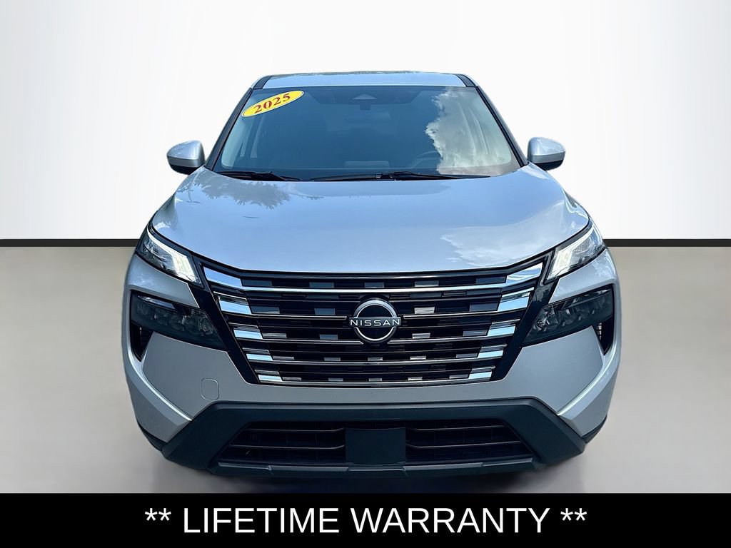 Certified 2025 Nissan Rogue SV AWD/4WD image 2