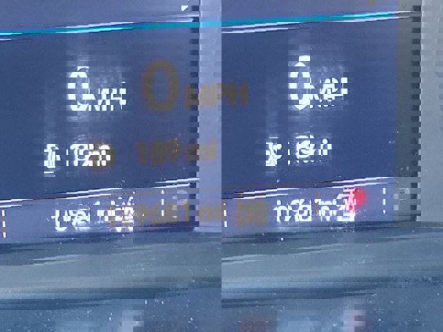 Used 2021 Chevrolet Silverado 2500 LT w/ Z71 Off-Road Package image 17