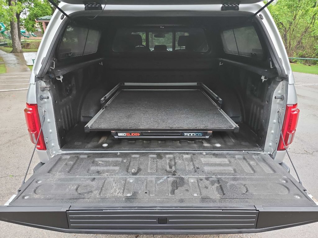Used 2017 Ford F150 Platinum w/ Equipment Group 701A Luxury AWD/4WD image 10