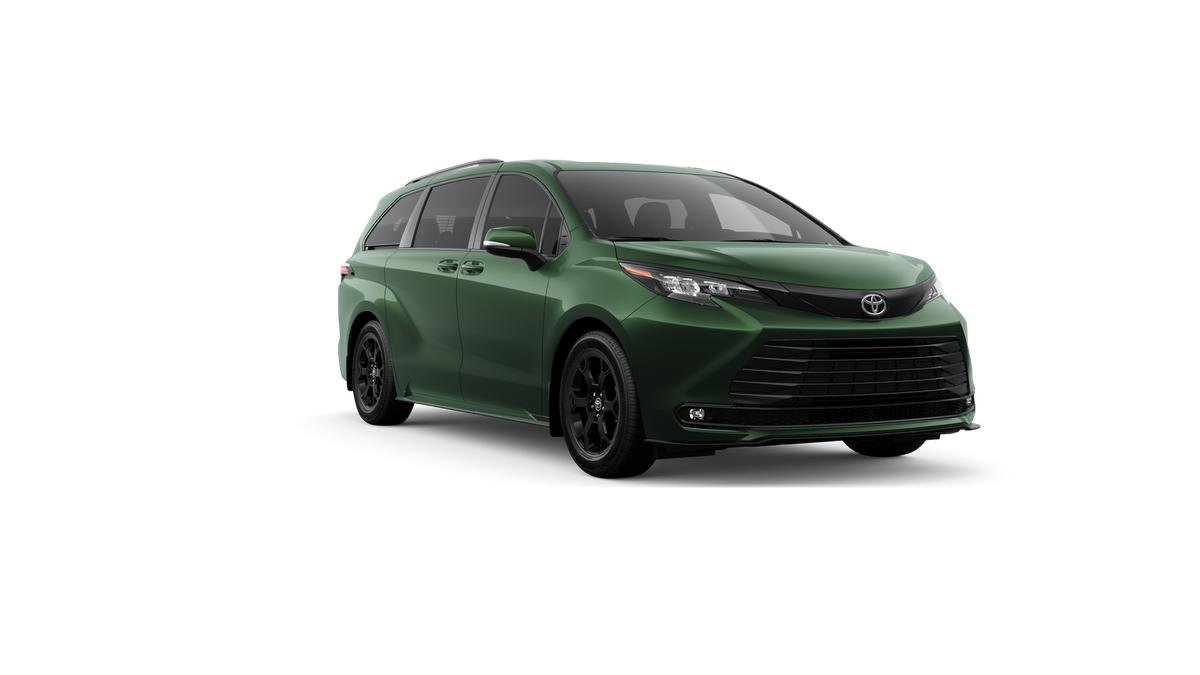 New 2026 Toyota Sienna XLE Woodland Edition image 15