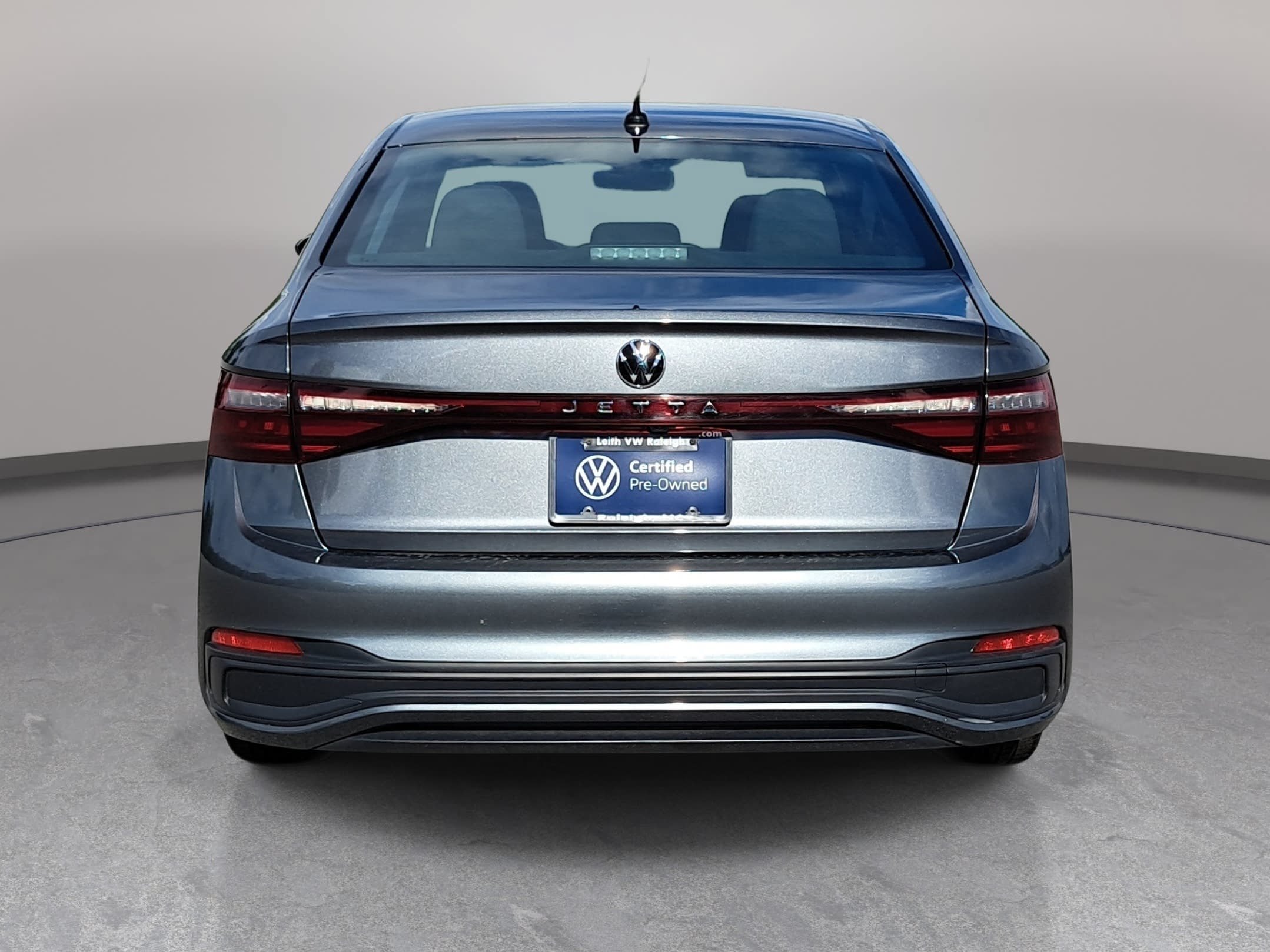 Certified 2025 Volkswagen Jetta Sport FWD image 6