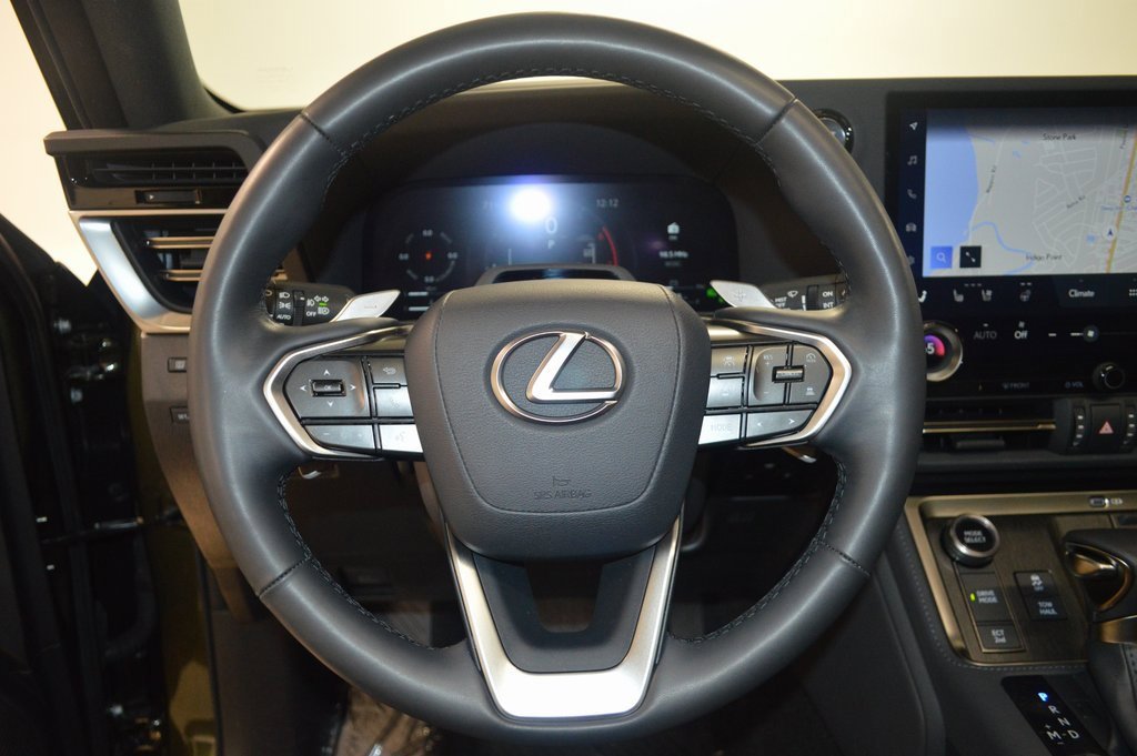 Used 2024 Lexus GX 550 w/ Accessory Package (Z1) image 20