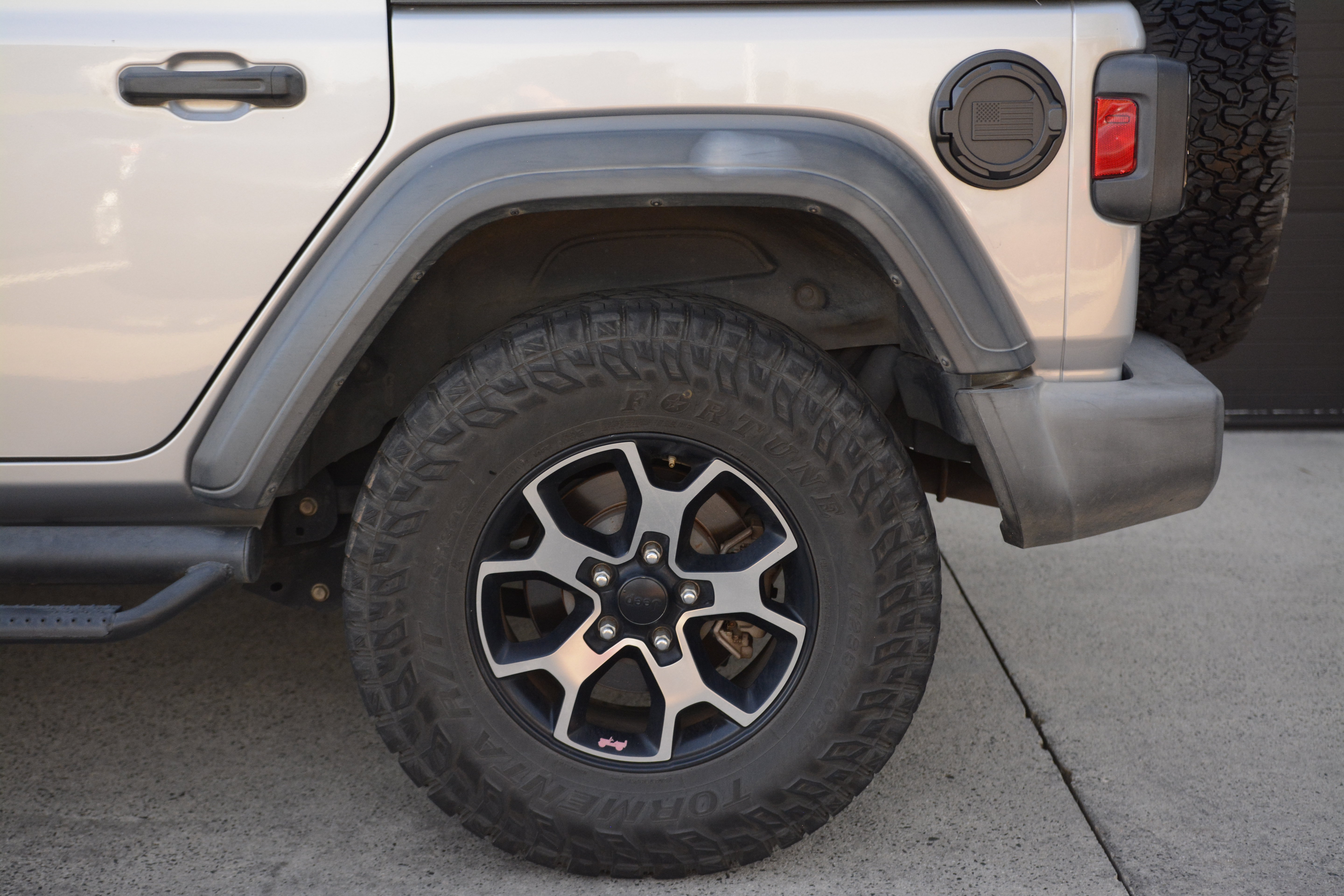 Used 2018 Jeep Wrangler Unlimited Sport AWD/4WD image 34
