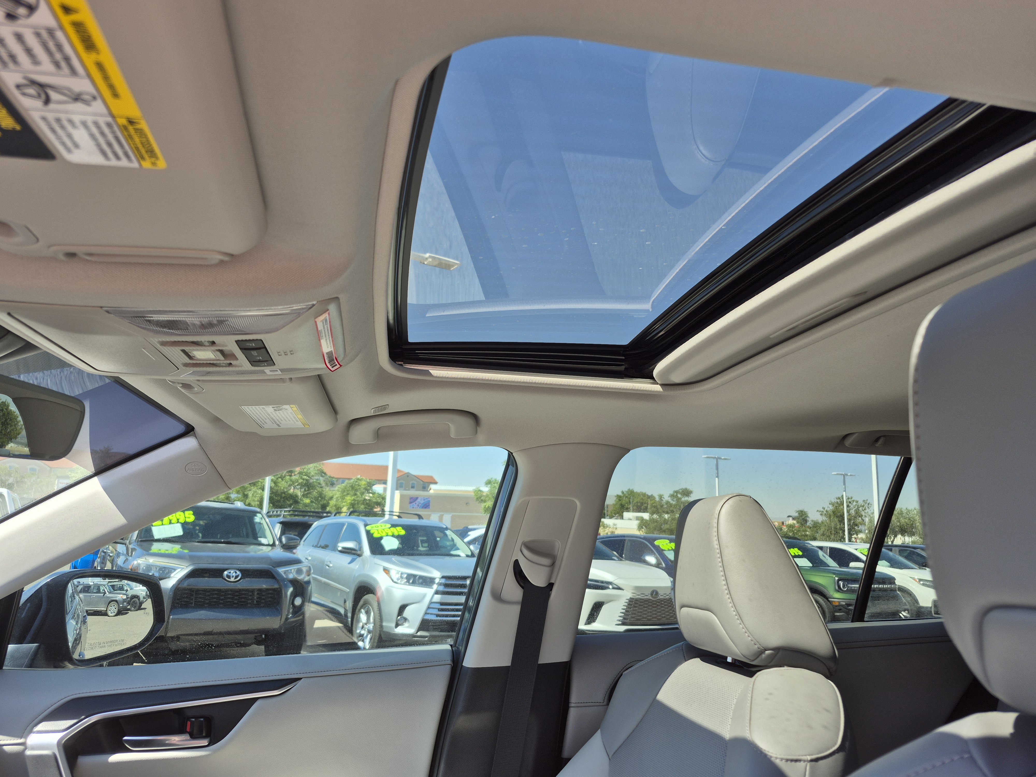 Certified 2023 Toyota RAV4 Limited AWD/4WD image 36