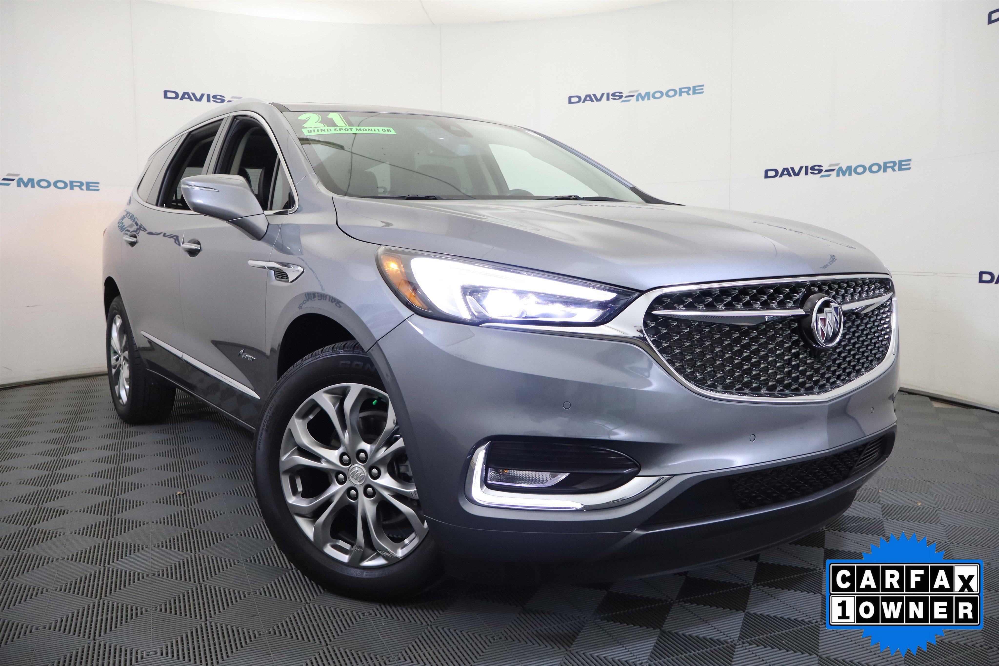 Used 2021 Buick Enclave Avenir w/ Avenir Technology Package image 2
