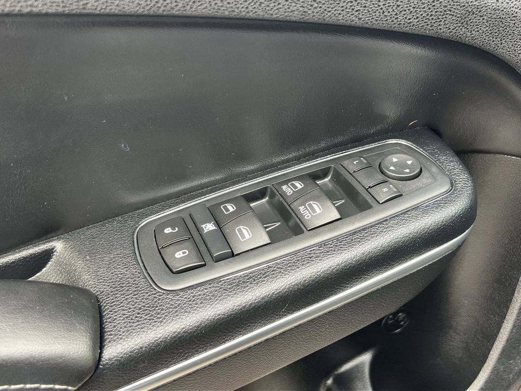 Used 2017 Chrysler 300 S w/ 300S Premium Group image 20