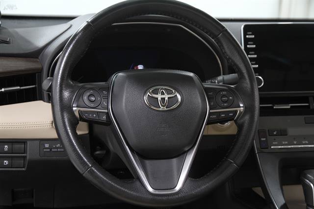 Used 2019 Toyota Avalon XLE w/ Moonroof Package FWD image 7