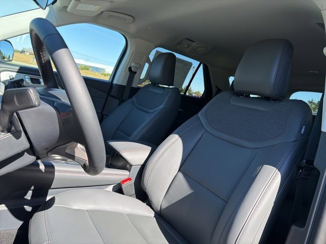New 2025 Ford Explorer Active image 13
