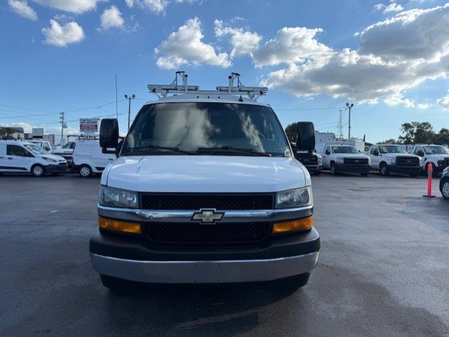 Used 2020 Chevrolet Express 3500 w/ Power Convenience Package image 3