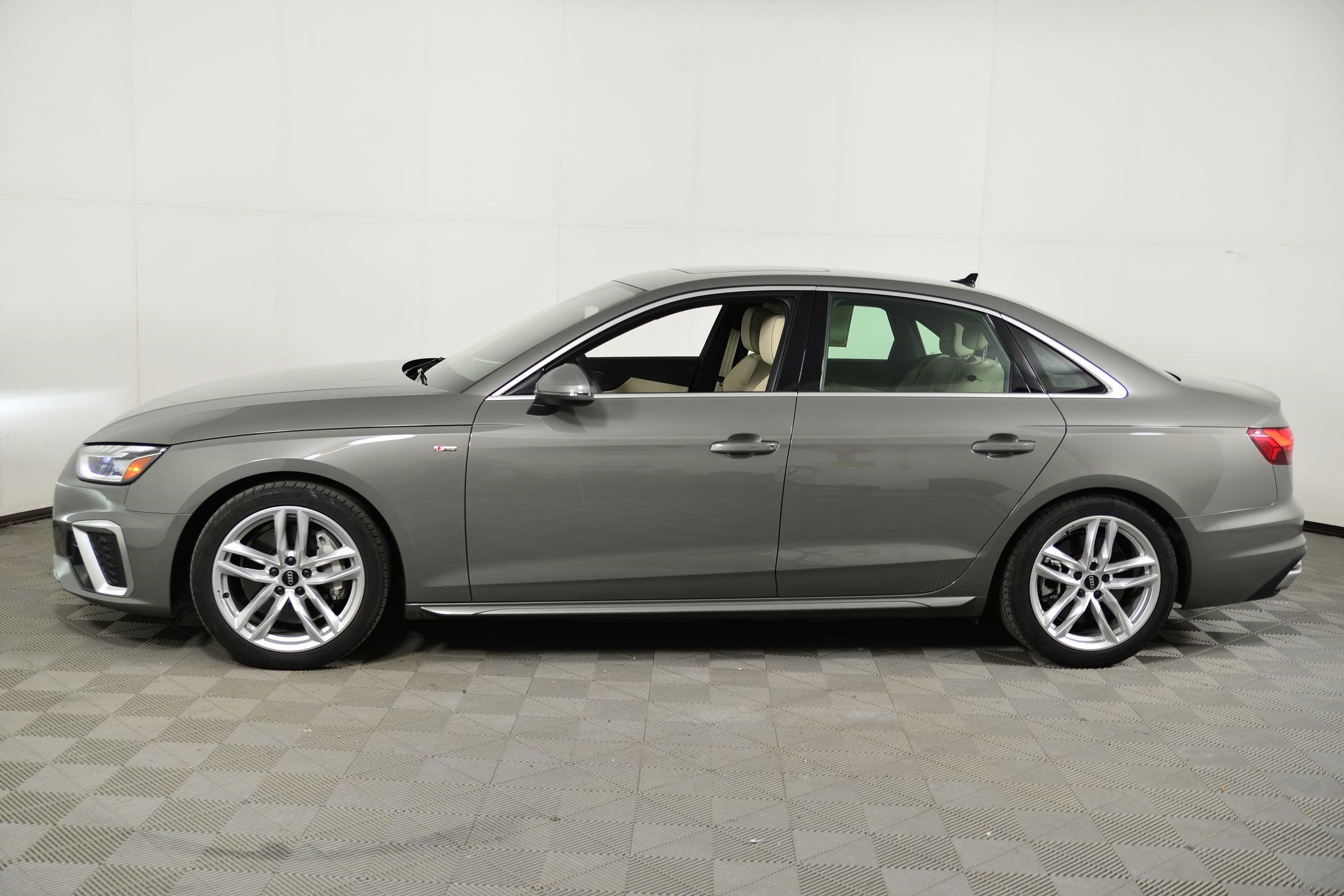 Certified 2023 Audi A4 2.0T Premium Plus w/ Premium Plus Package image 2