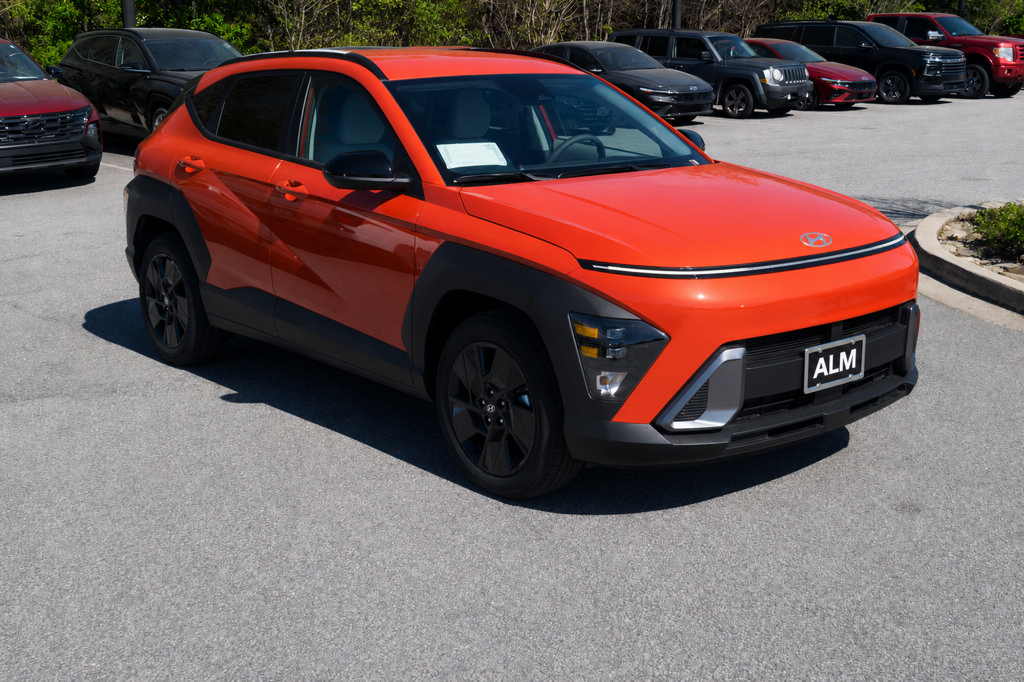 New 2027 Hyundai Kona SEL Sport FWD image 3