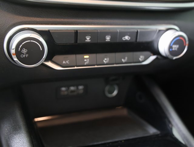 Used 2024 Nissan Altima 2.5 SV image 15