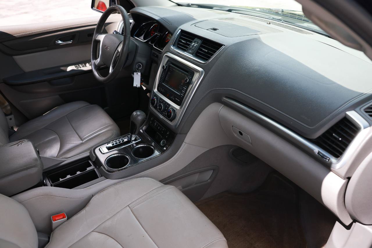 Used 2017 GMC Acadia Limited SLT AWD/4WD image 18