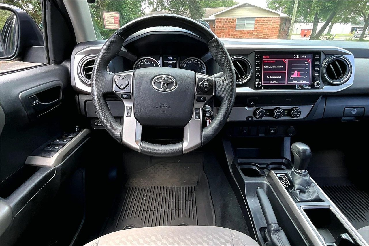 Used 2023 Toyota Tacoma SR5 RWD image 8
