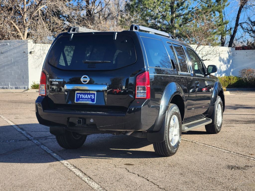 Used 2010 Nissan Pathfinder S image 3