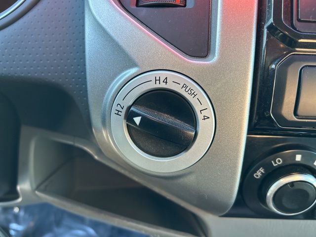 Used 2014 Toyota Tacoma 4x4 Access Cab V6 w/ TRD Sport Package image 20