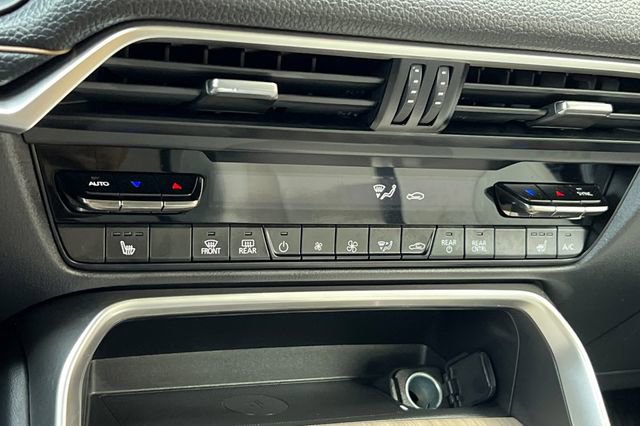 Certified 2025 MAZDA CX-90 Plug-In Hybrid w/Premium Sport image 25