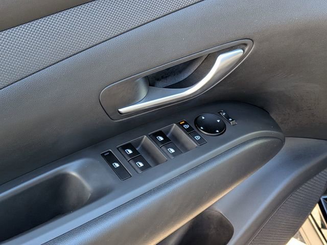 Used 2025 Hyundai Tucson SEL FWD image 8