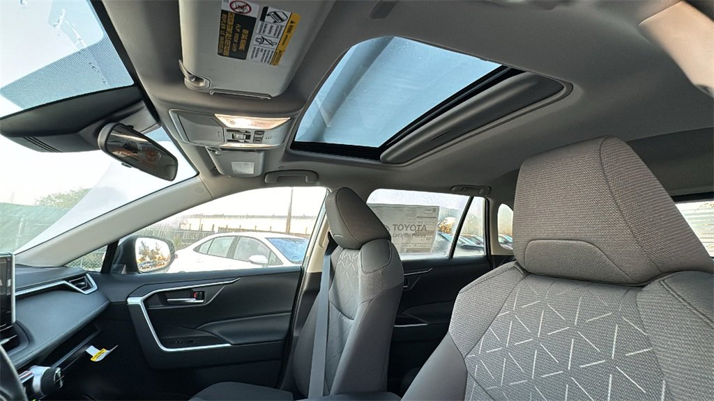 New 2025 Toyota RAV4 XLE image 19