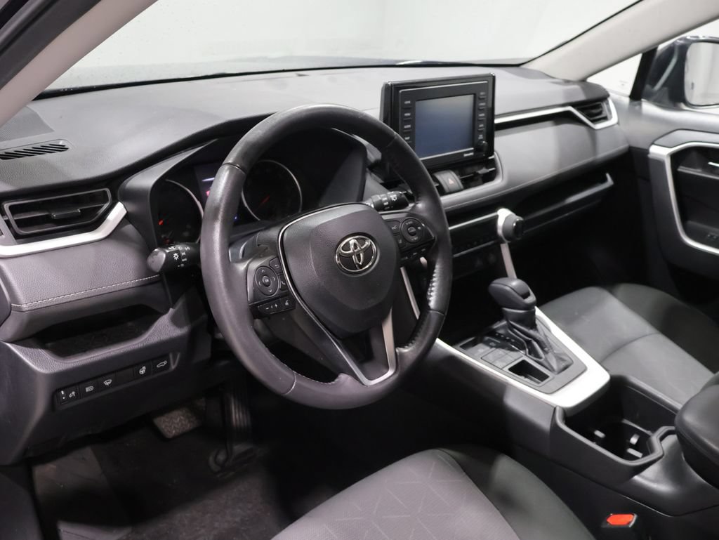 Used 2022 Toyota RAV4 XLE w/ Convenience Package AWD/4WD image 16