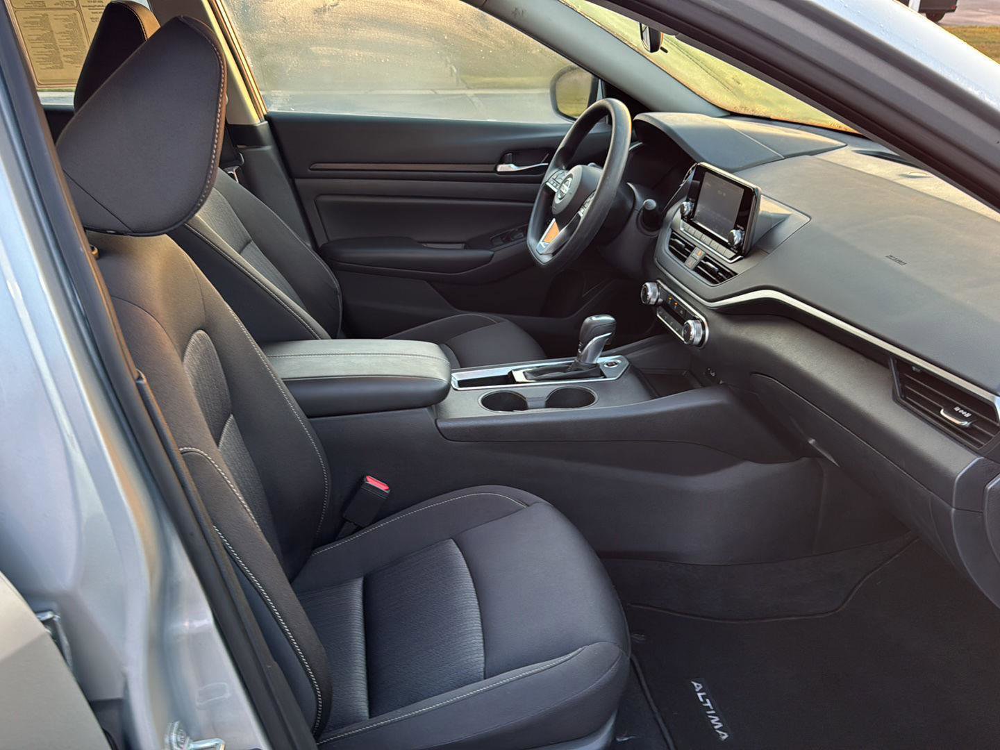 Used 2022 Nissan Altima 2.5 S image 10