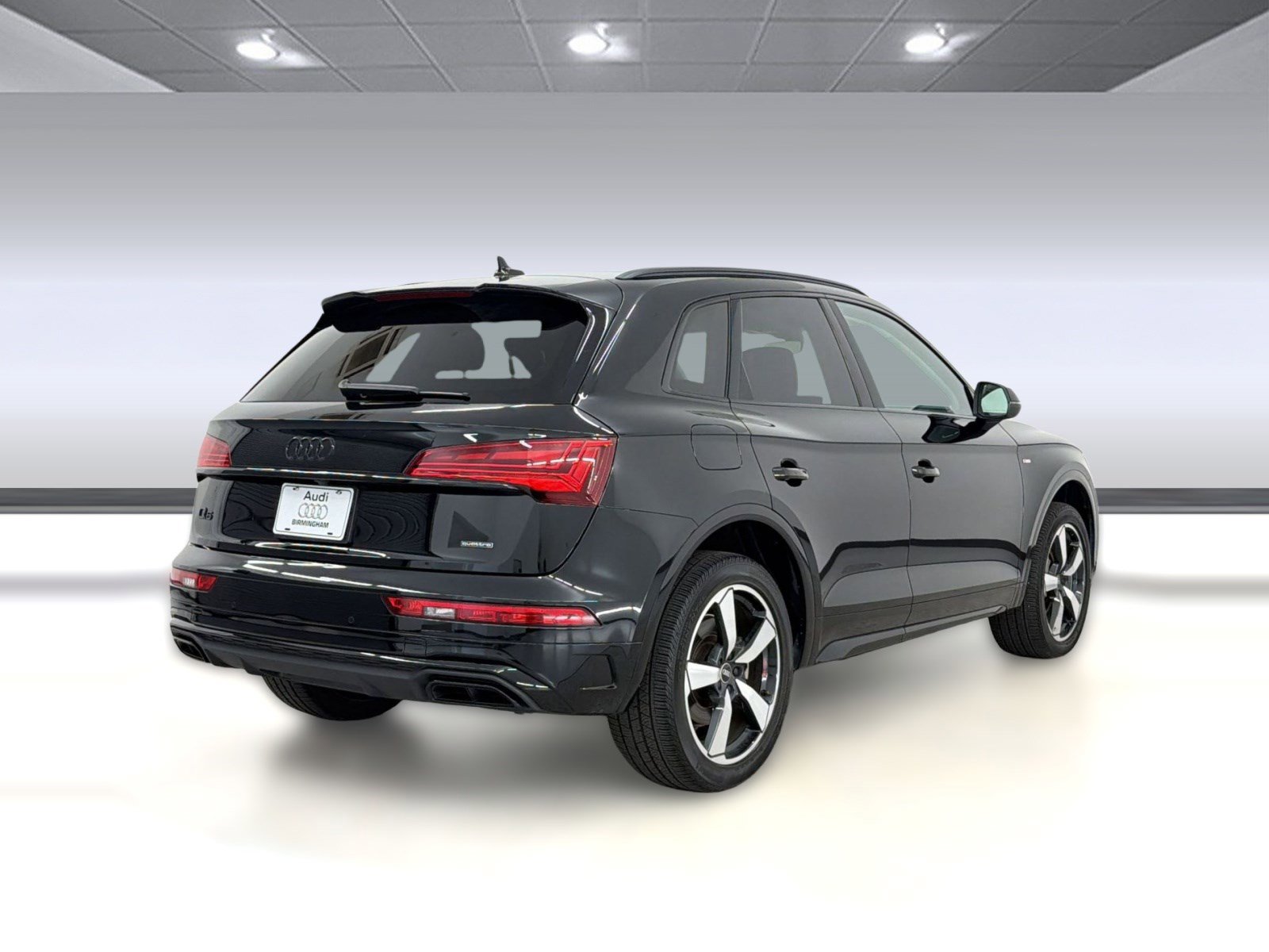 Used 2023 Audi Q5 2.0T Premium Plus w/ Premium Plus Package AWD/4WD image 9