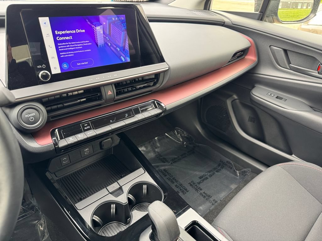 Used 2024 Toyota Prius Prime FWD image 29