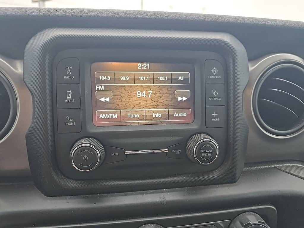 Used 2020 Jeep Gladiator Sport w/ Quick Order Package 24S image 21