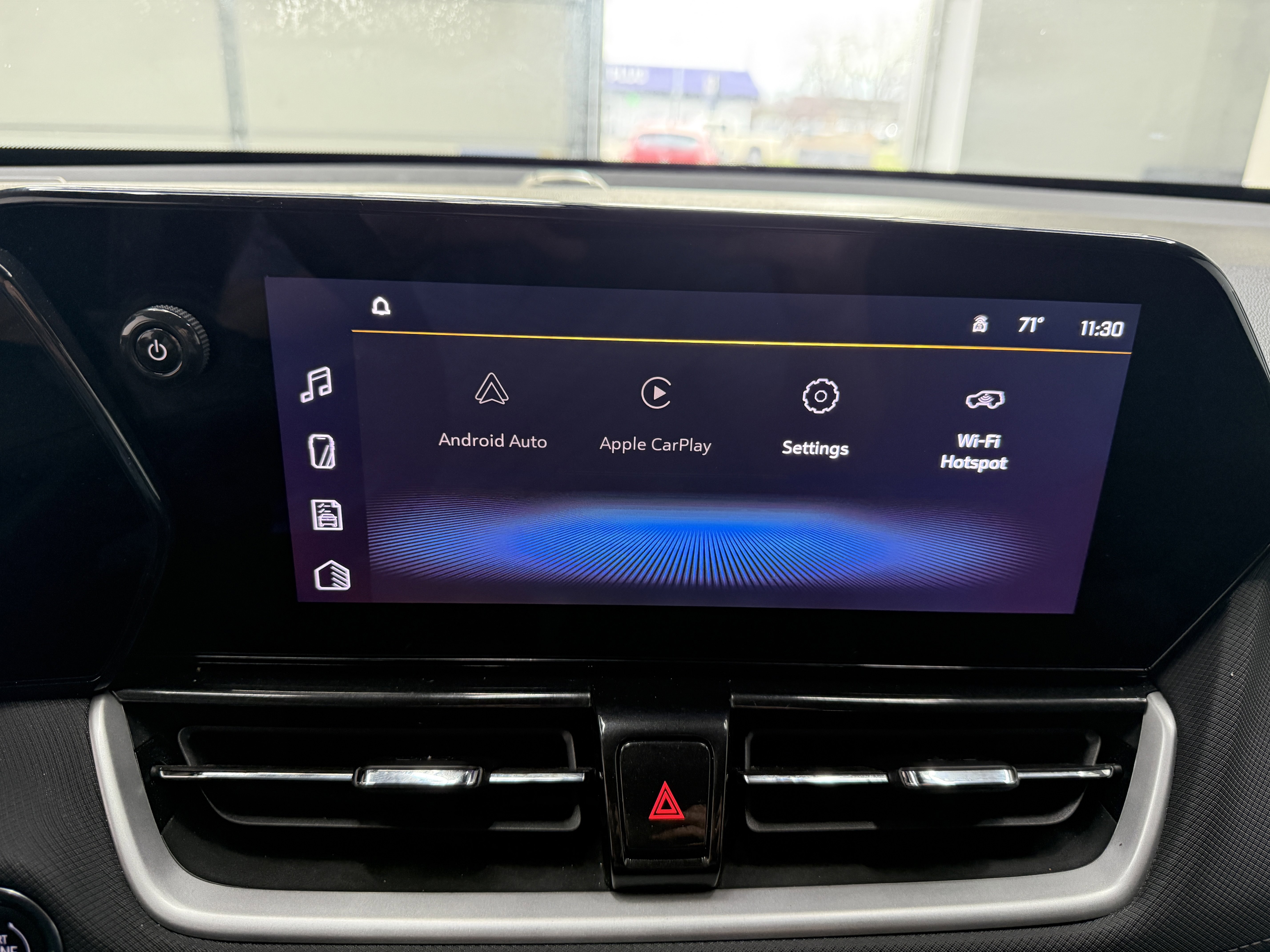 Used 2025 Chevrolet TrailBlazer LT image 16