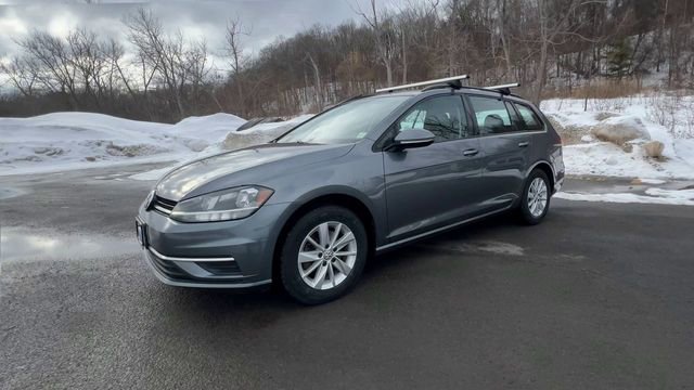 Used 2018 Volkswagen Golf S FWD image 4