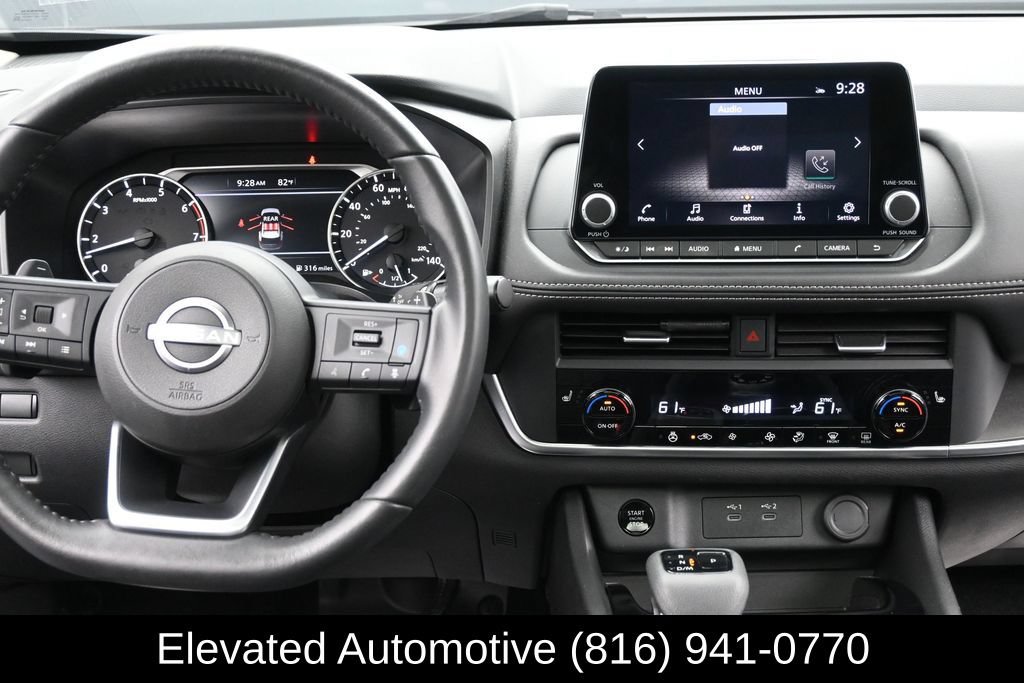 Used 2024 Nissan Rogue SV w/ SV Premium Package AWD/4WD image 13