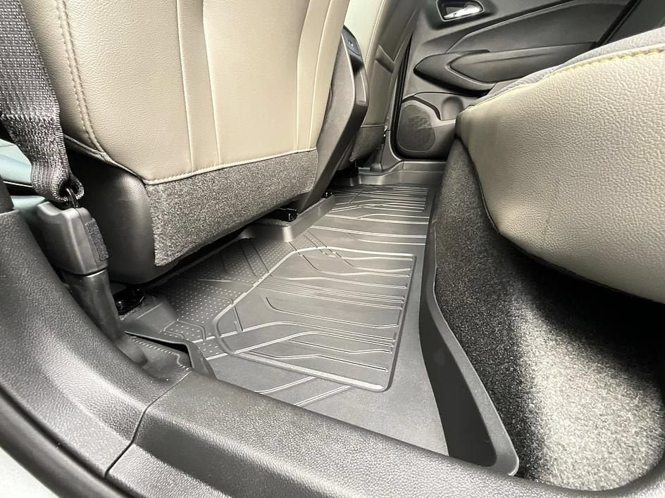 New 2026 Chevrolet Trax ACTIV w/ Sunroof Package FWD image 35