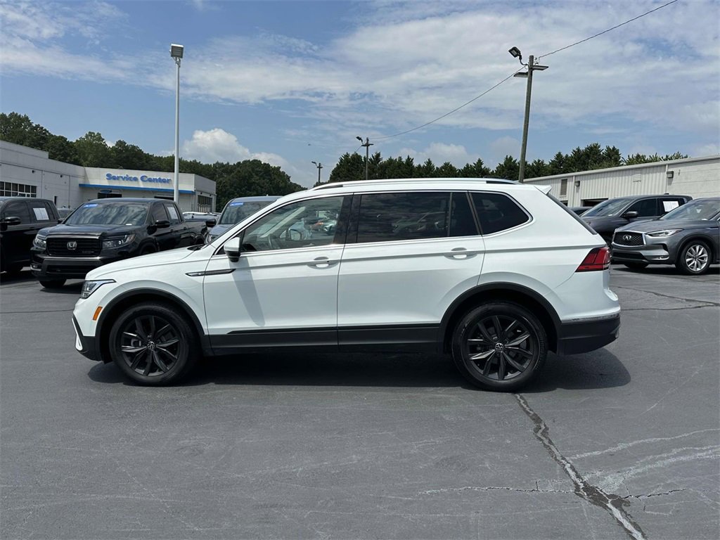 Used 2024 Volkswagen Tiguan SE image 23