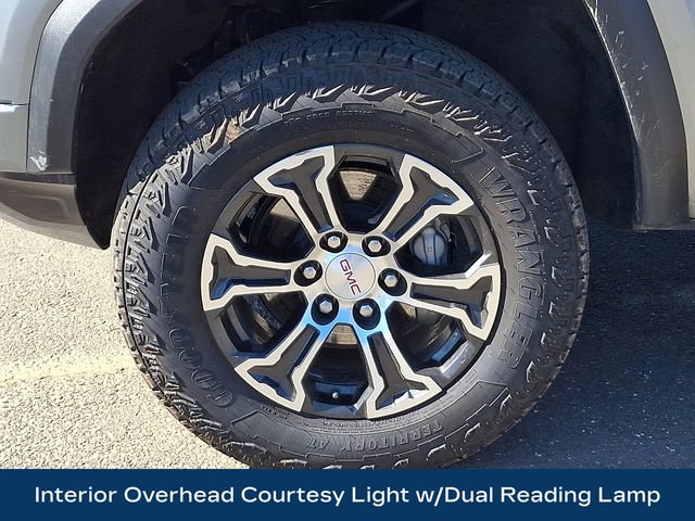 Used 2024 GMC Canyon AT4 image 29