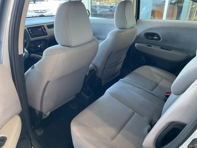 Used 2017 Honda HR-V LX image 14