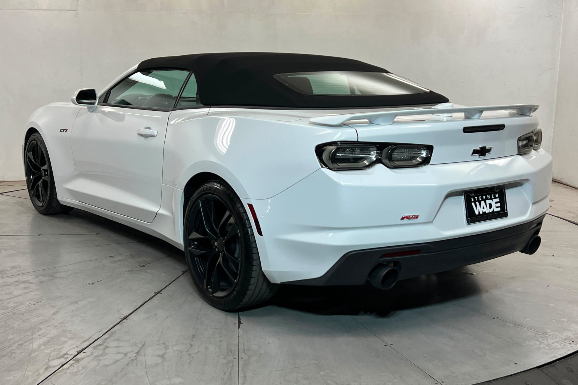 Used 2023 Chevrolet Camaro LT w/ RS Package RWD image 3