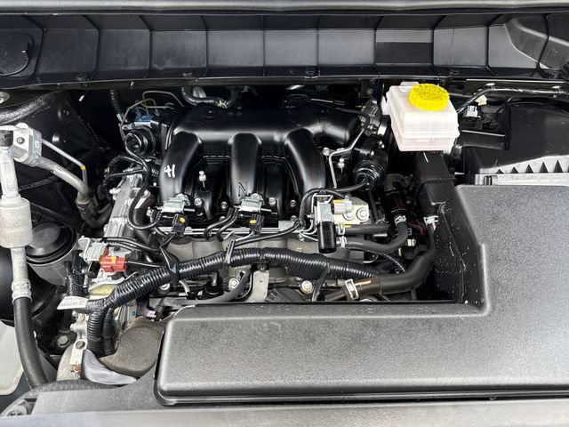 Certified 2025 Nissan Pathfinder SL w/ Cargo Package AWD/4WD image 20