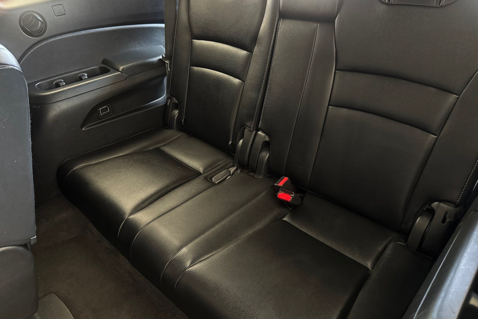 Used 2017 Honda Pilot Touring image 34